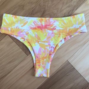 High Waisted Cheeky Bottoms